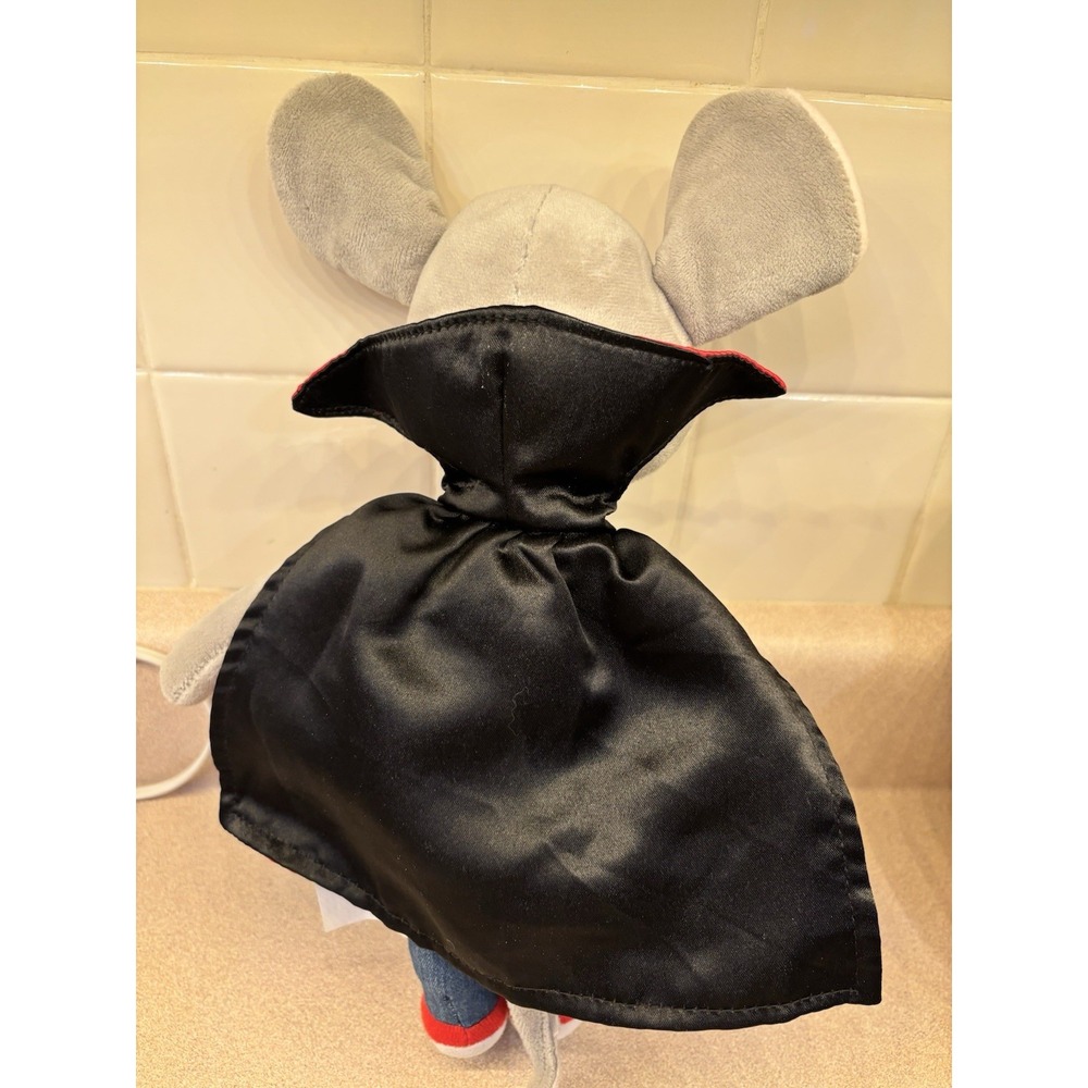 CHUCK E CHEESE Dressed As A VAMPIRE Boo Tacular 12" Limited Halloween Plush - Picture 5 of 6
